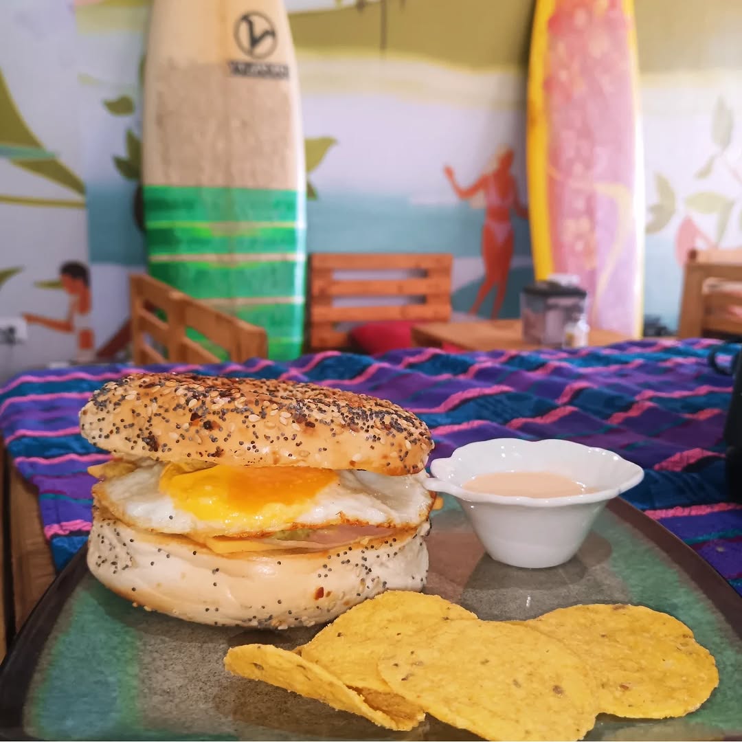 Papi's Place: appetizing food photo in venue