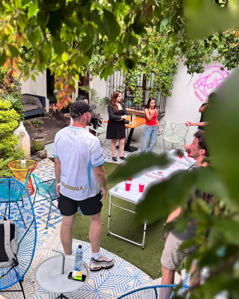 Adra Kitchen Petén: venue atmosphere and guests