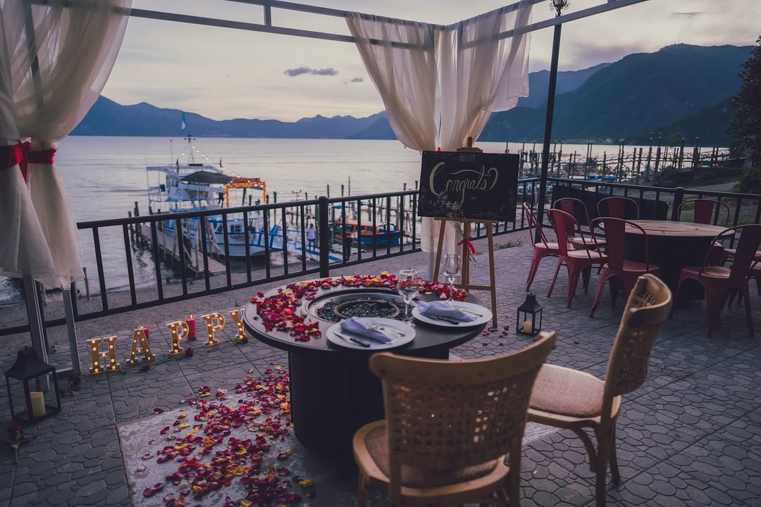 Atitlán Rest y Café: beautiful atmosphere and scenic view