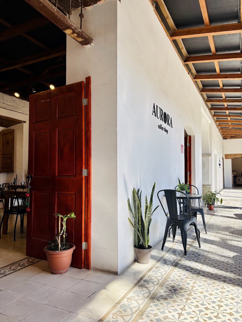 Aurora Coffee Shop: inviting and professional venue photo