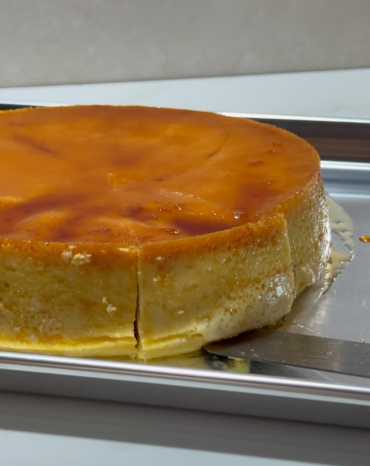 De Lú Pastelería: appetizing photo of shop product