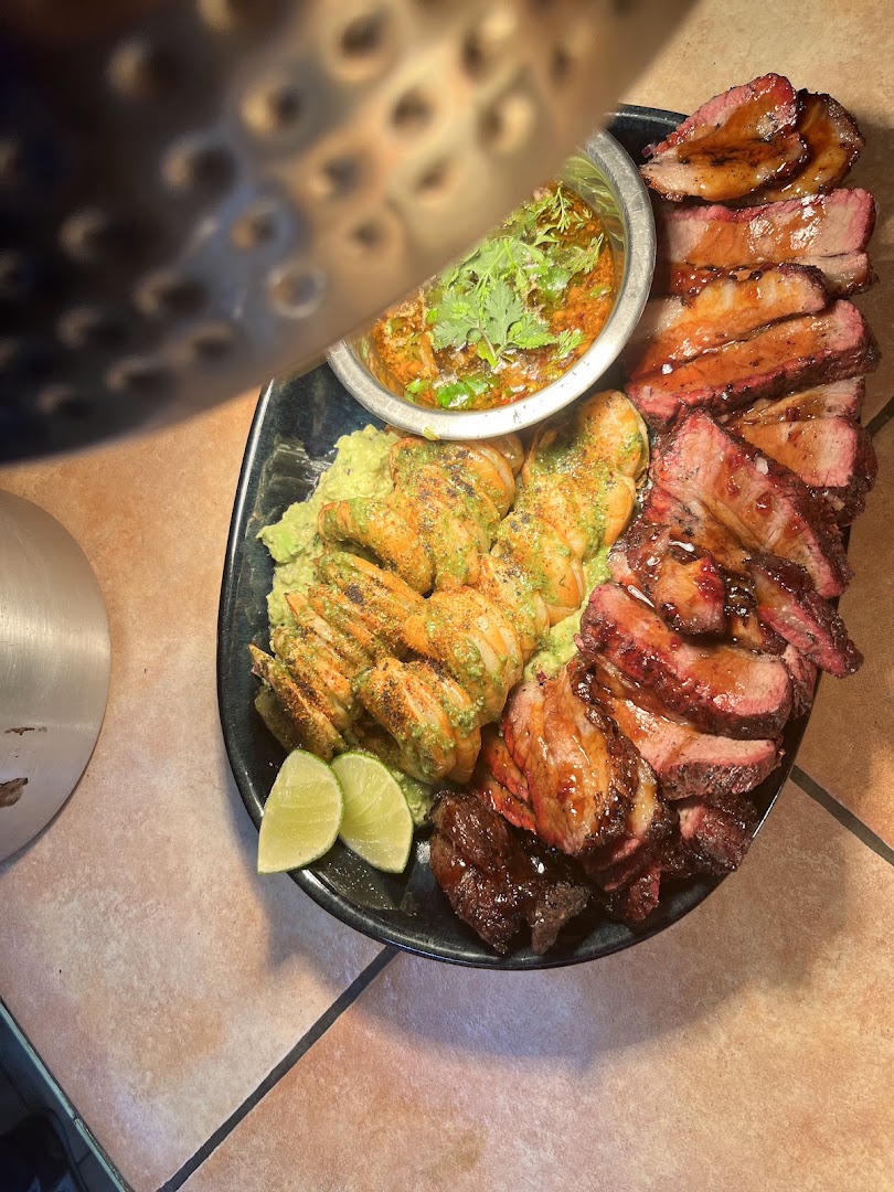 Magna: appetizing, high-quality food photography