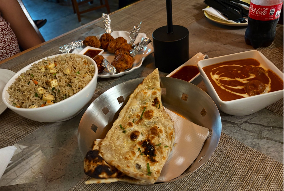 Parampara: appetizing photo of restaurant food