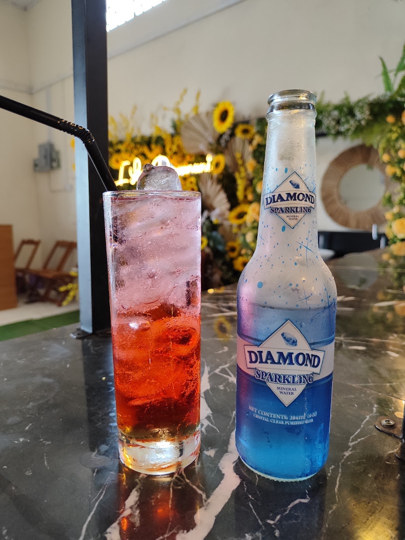 Wayka's Churrascaria e Restaurante: appealing drink and restaurant atmosphere