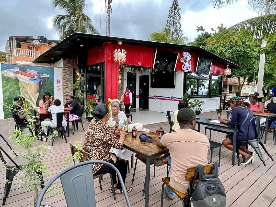 Potiwa Cap-Haïtien: inviting restaurant atmosphere