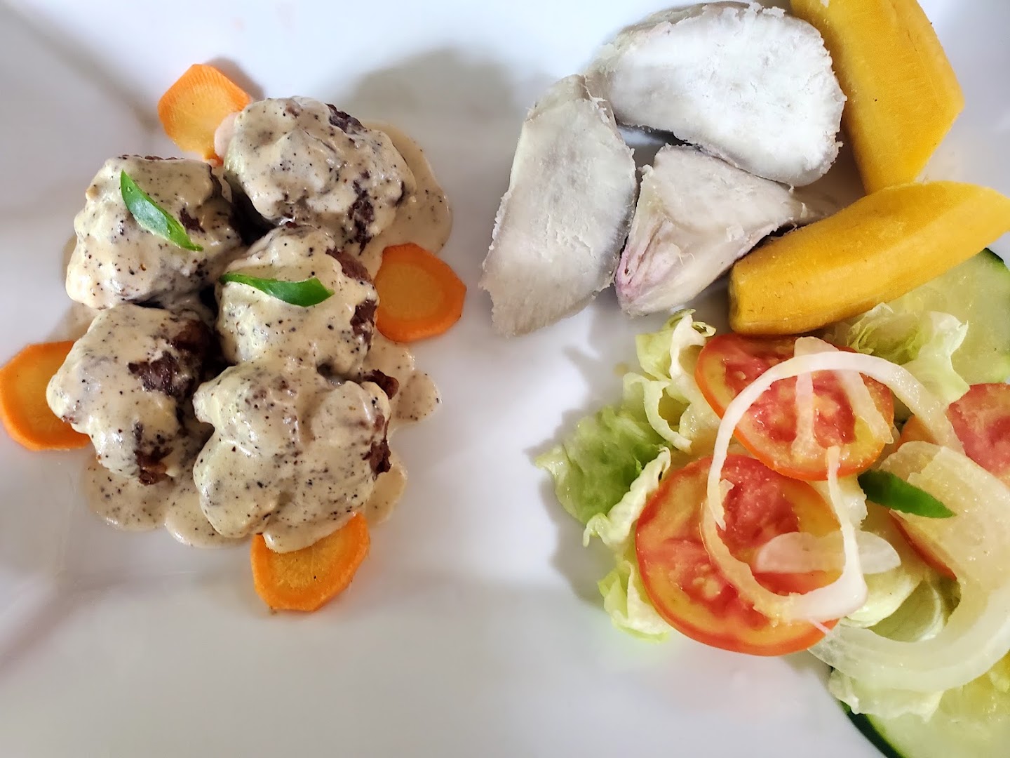 Lakou Trankil: appetizing, clear photo of food