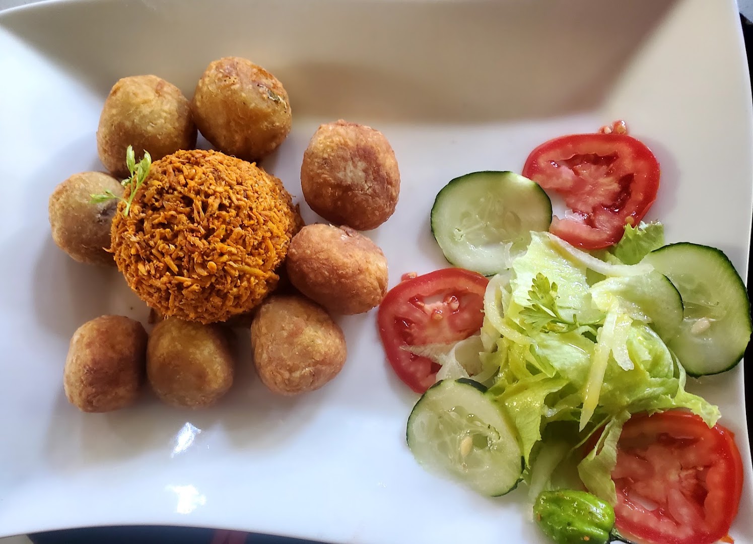 Lakou Trankil: clear, appetizing food presentation
