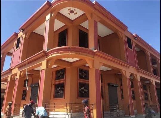 Le Rosier Fast Food: clear exterior shot of venue