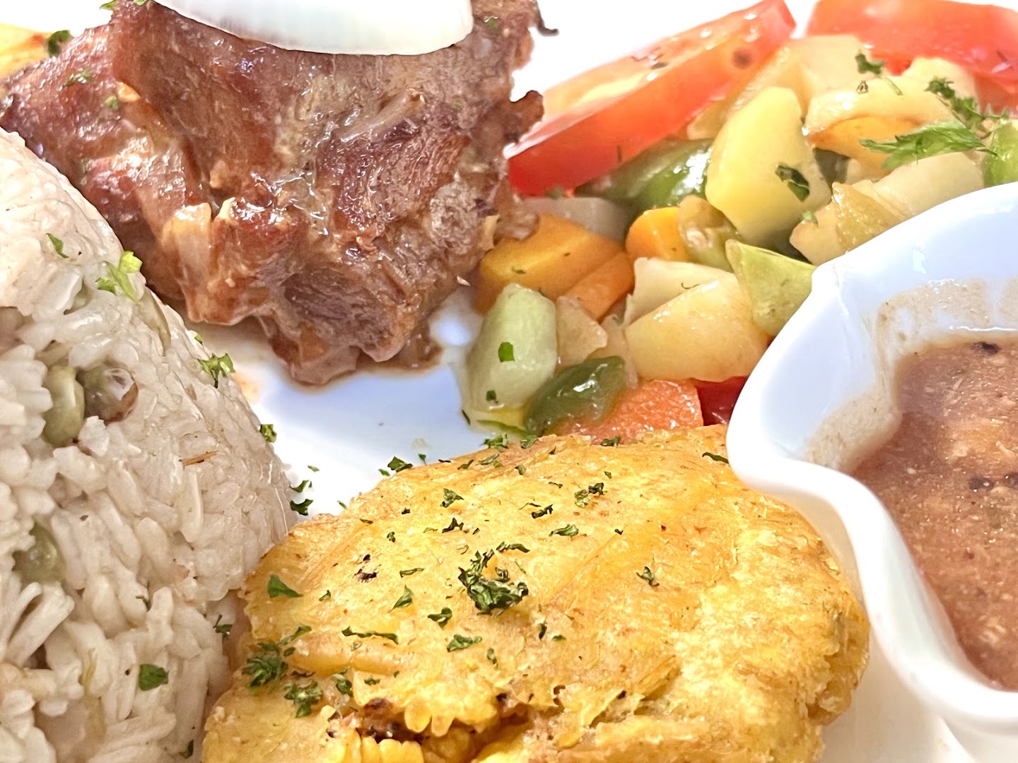 Vetiver Hills Hotel & Restaurant: appetizing, high-quality food photography