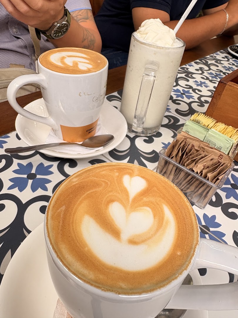 Café San Rafael: appetizing photo of cafe drinks
