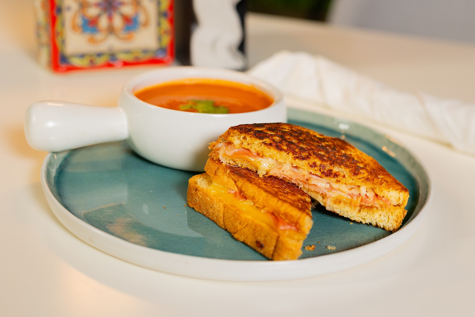 Fusión Bistro: appetizing, high-quality food photography