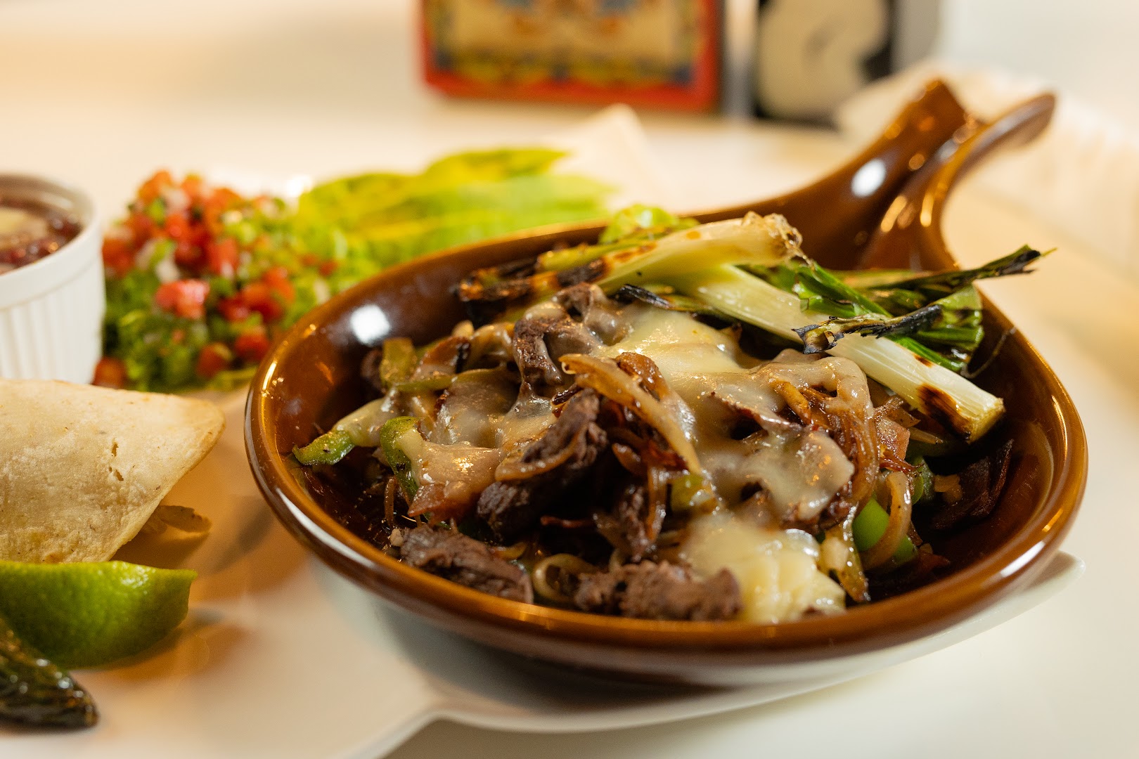 Fusión Bistro: appetizing, high-quality food photography