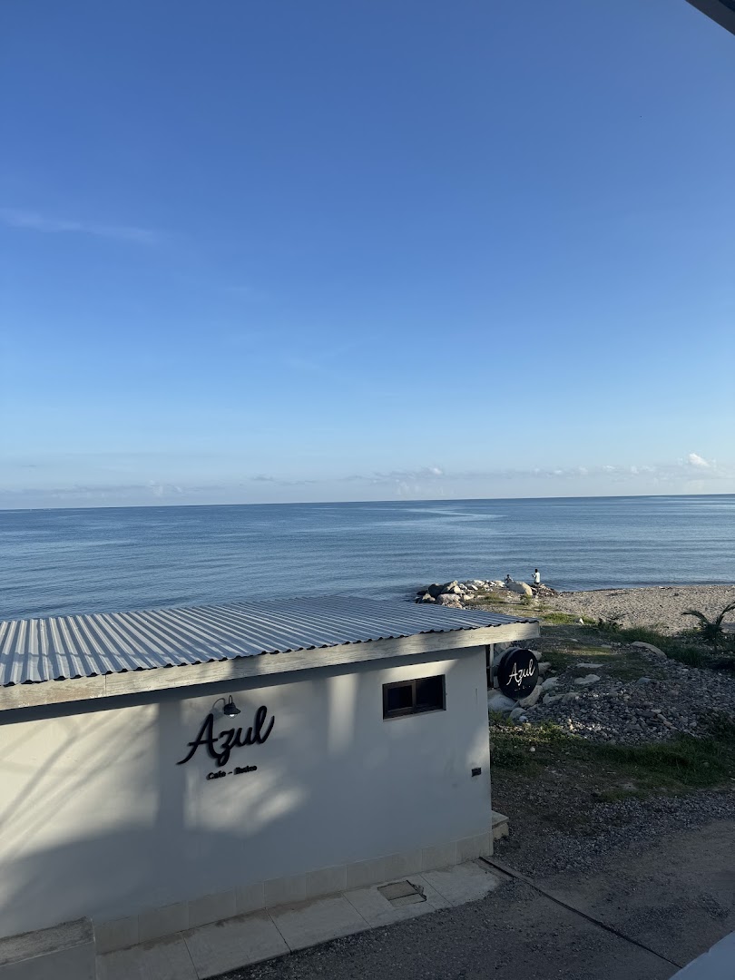Azul Café - Bistro: attractive exterior with ocean view