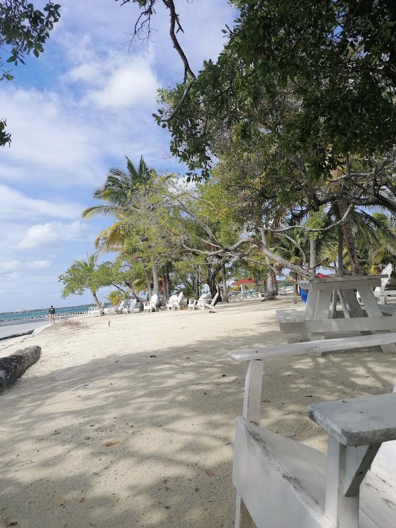 Bando Beach: venue's pleasant atmosphere