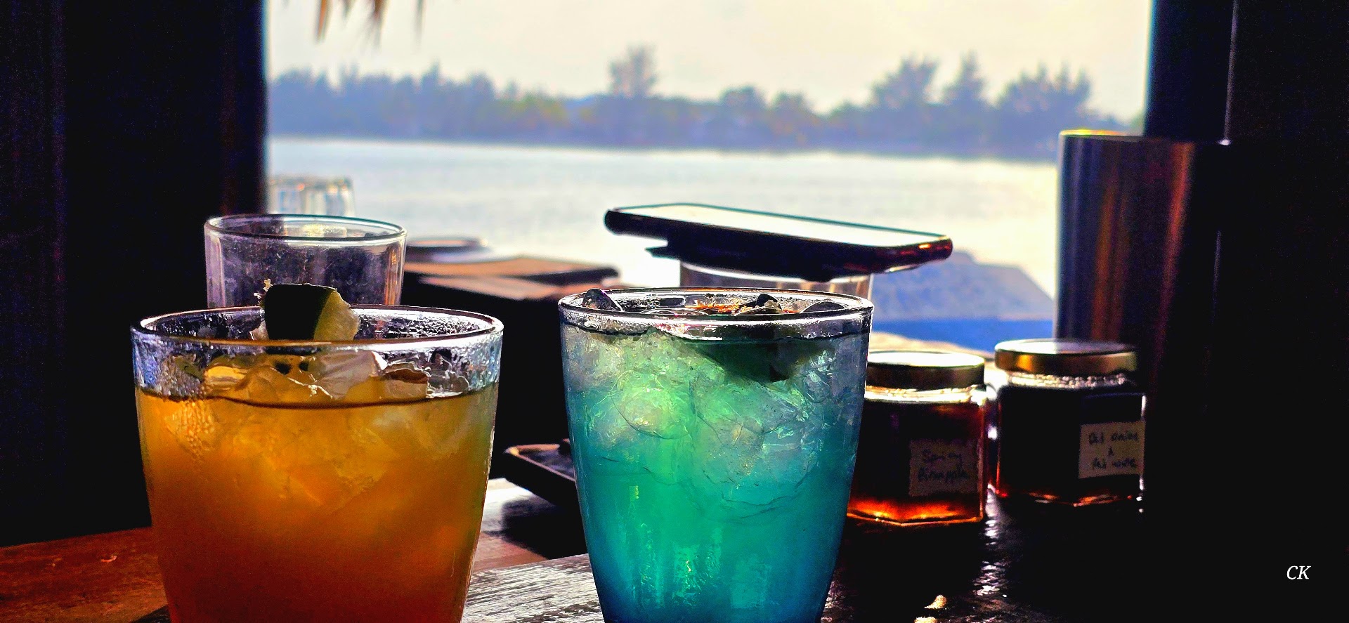 Blue Bayou Beach Bar: appealing drinks with scenic view