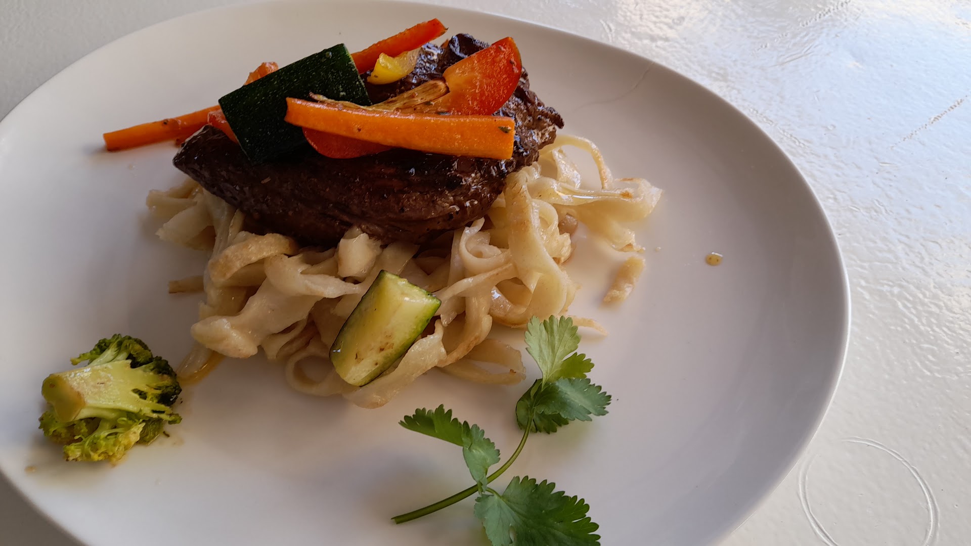 El Castillo Garden Restaurant: appetizing, well-lit food photography