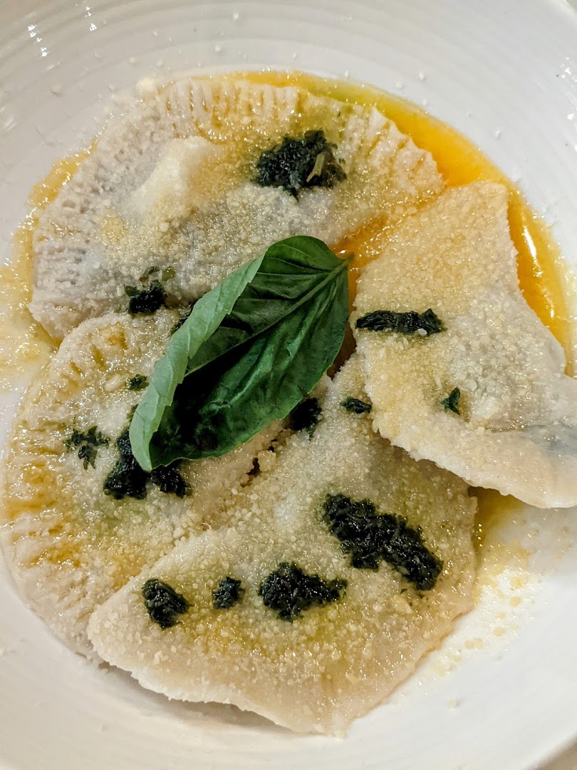 El Castillo Garden Restaurant: appetizing, high-quality food photography