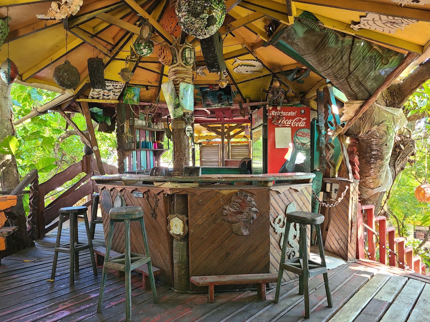 Treetanic Bar: bar's unique atmosphere