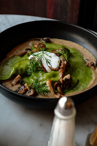 Két Szerecsen: high quality appetizing food photo
