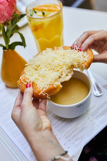Menza: appetizing food photography