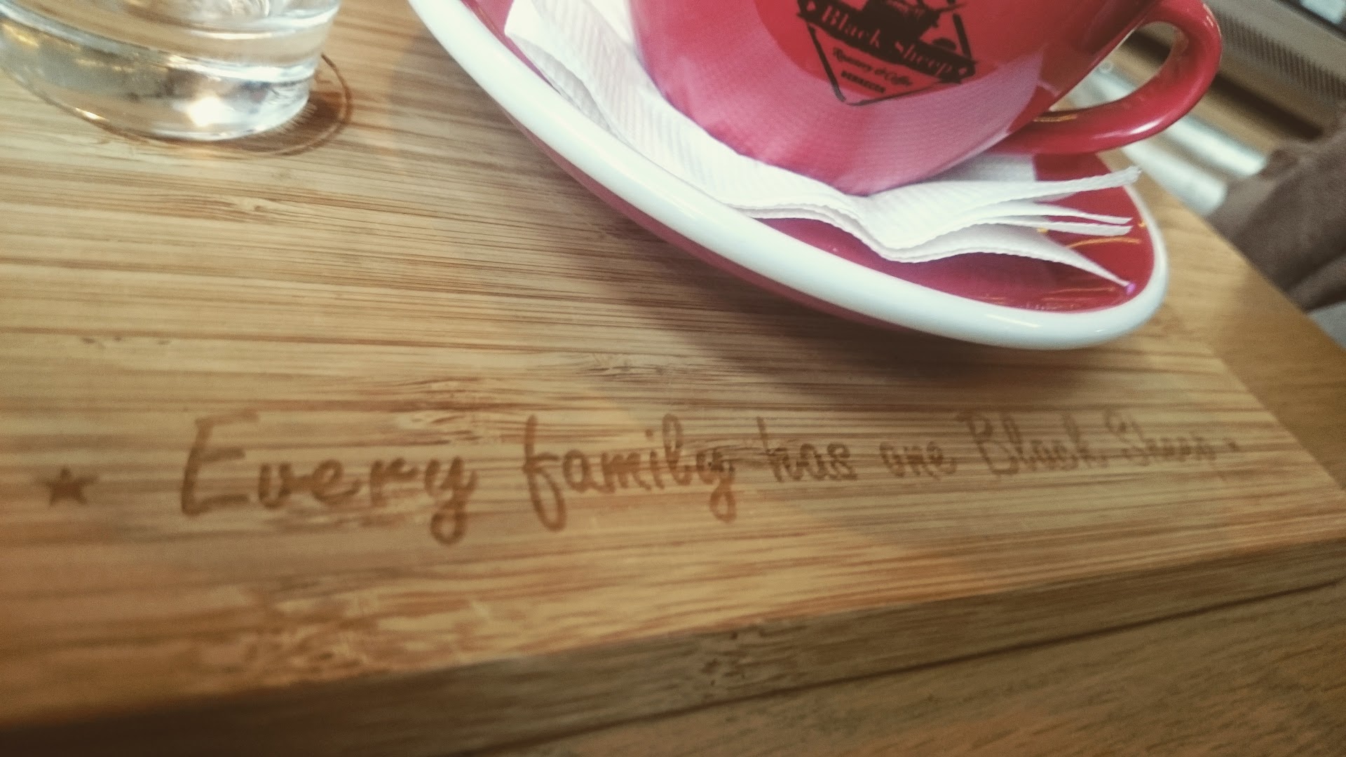 Cut & Coffee: high quality food and drink