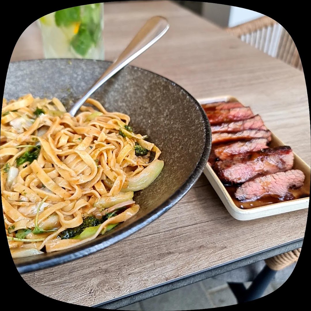 Next Bistro: appetizing food photography