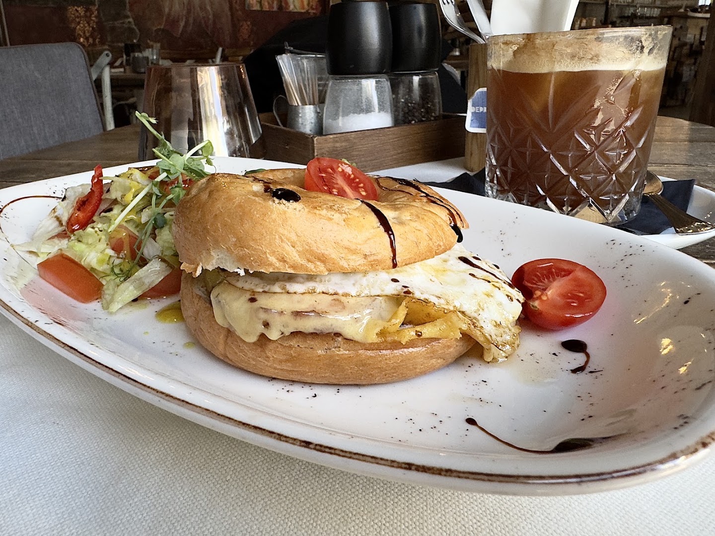 Depresso: appetizing, high-quality food photography