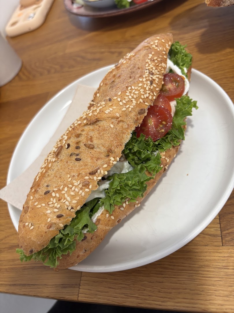 Coffee Clinic: appetizing photo of breakfast food