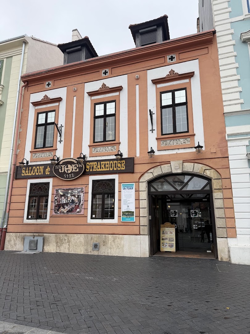 Papa Joe's Saloon & Steakhouse: clear exterior shot of venue