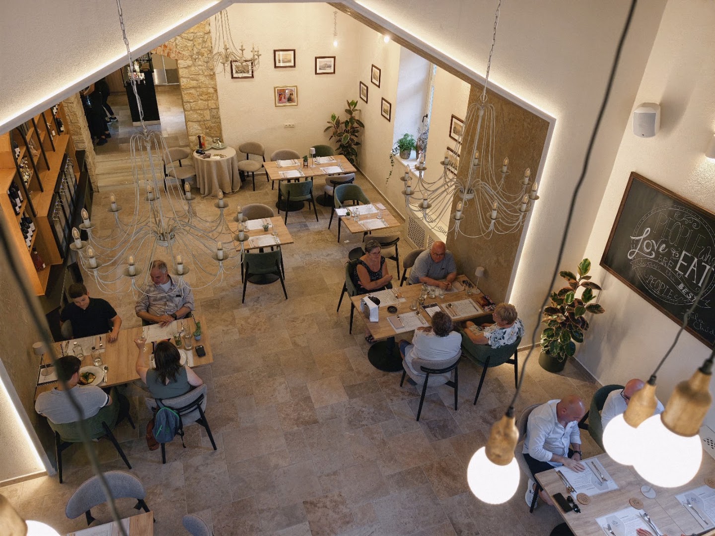 1737 Terroir Restaurant: high quality interior dining shot