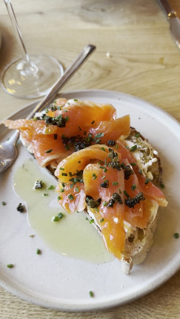 LYST: appetizing, high-quality food photography