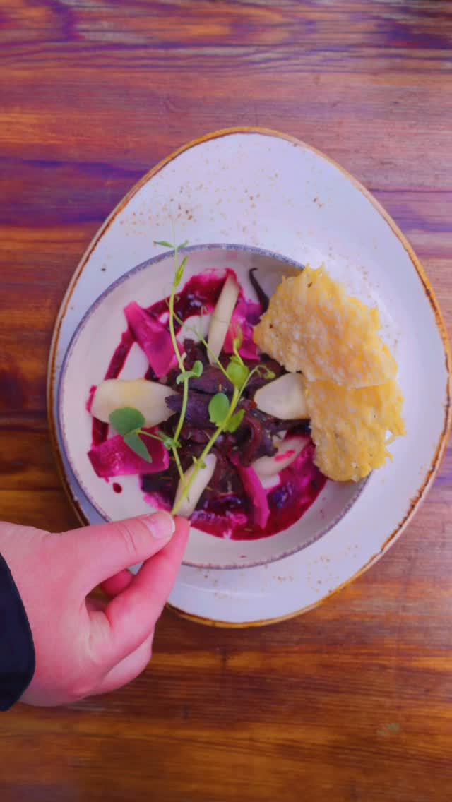 Naustið: appetizing food photography