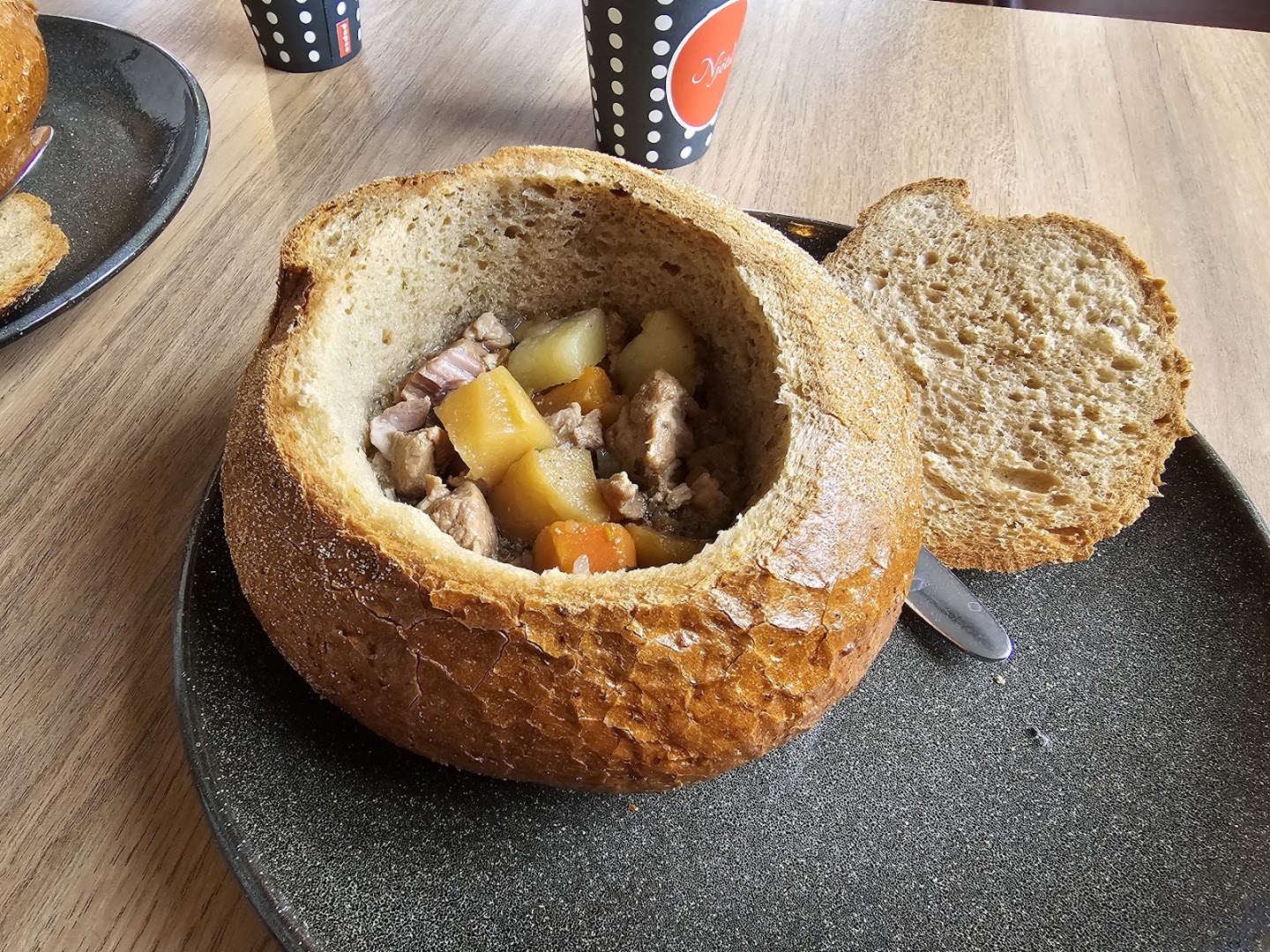Hraðlestin: appetizing photo of restaurant food