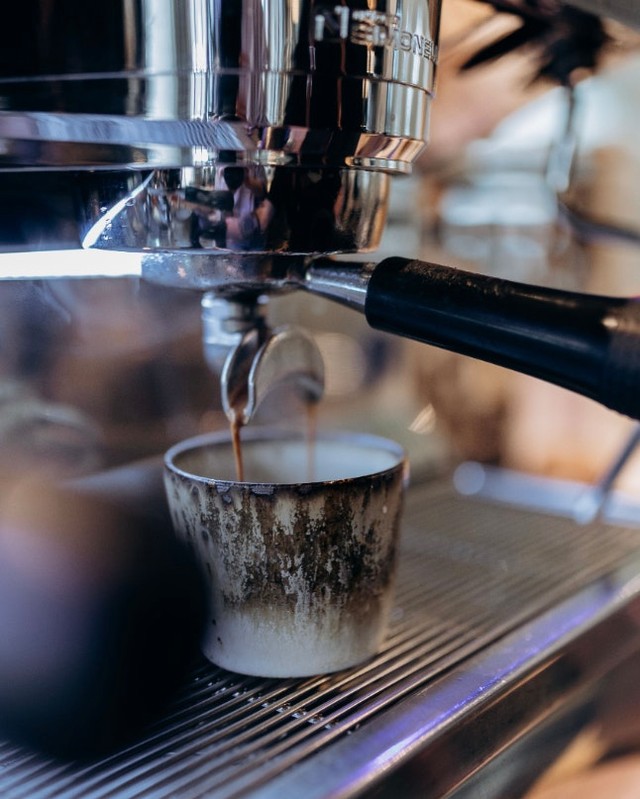 Hygge Coffee & Microbakery: high quality coffee preparation shot