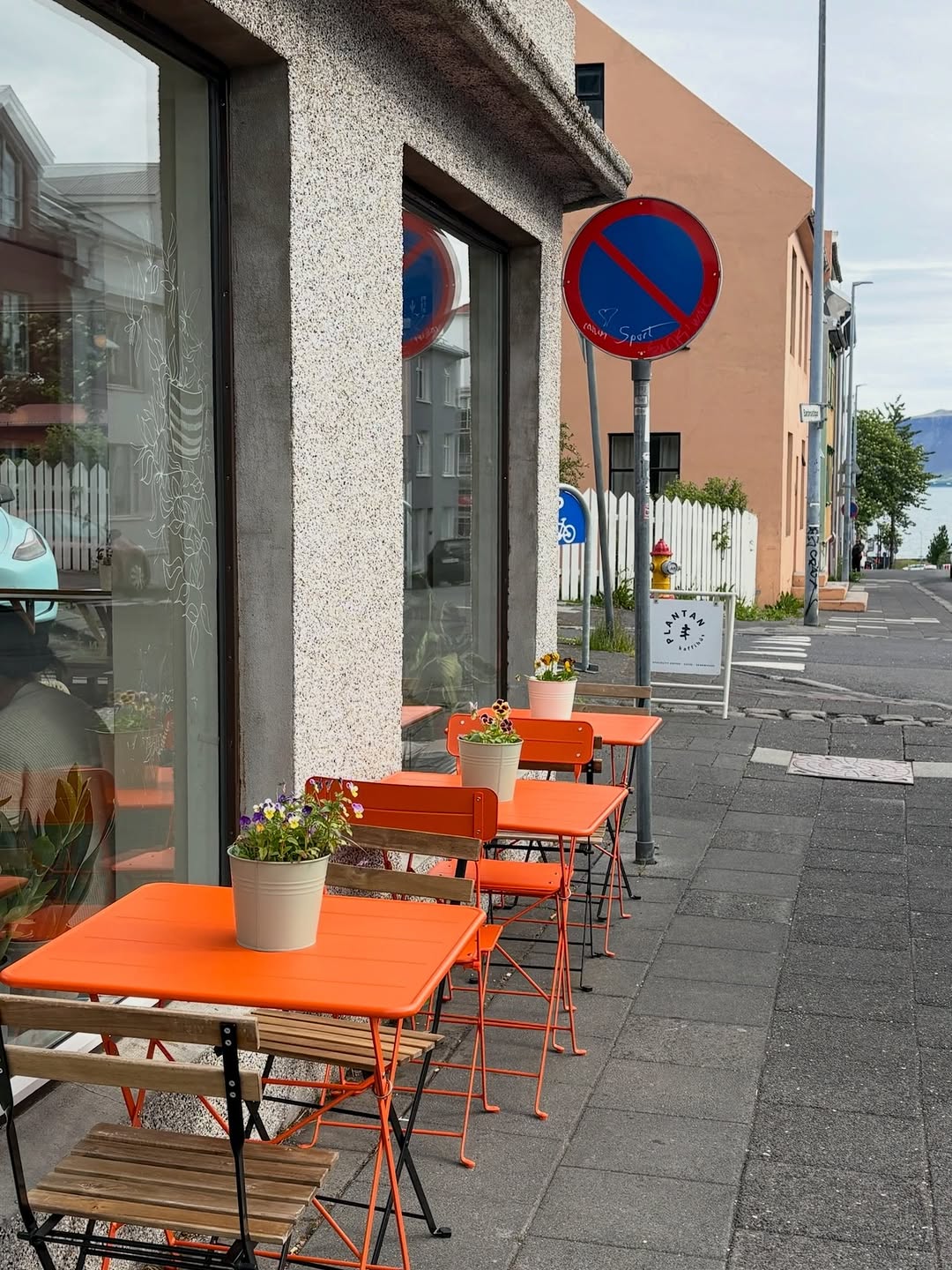 Plantan Bistro: inviting outdoor seating area shown