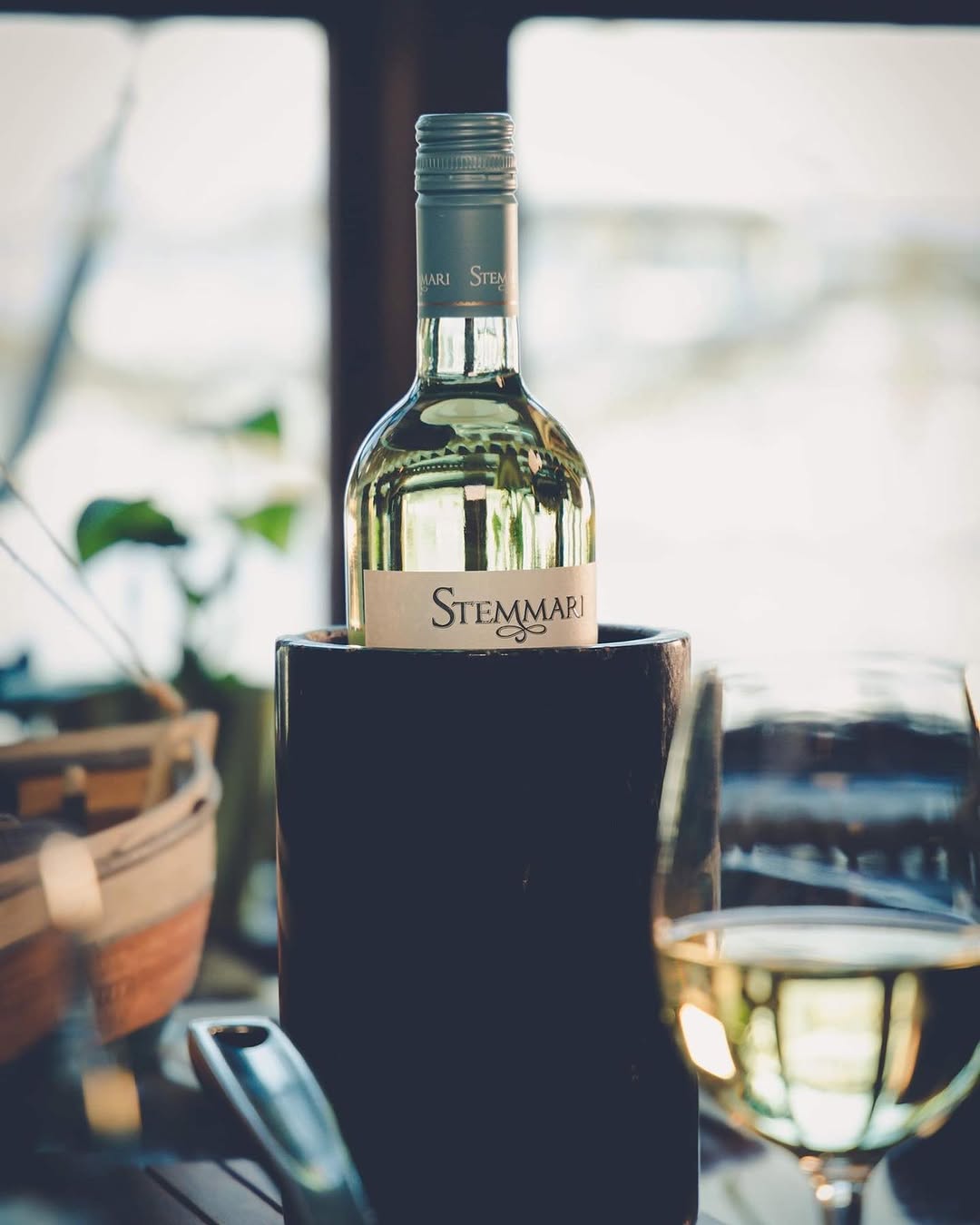 Messinn: professional and appealing drink photo