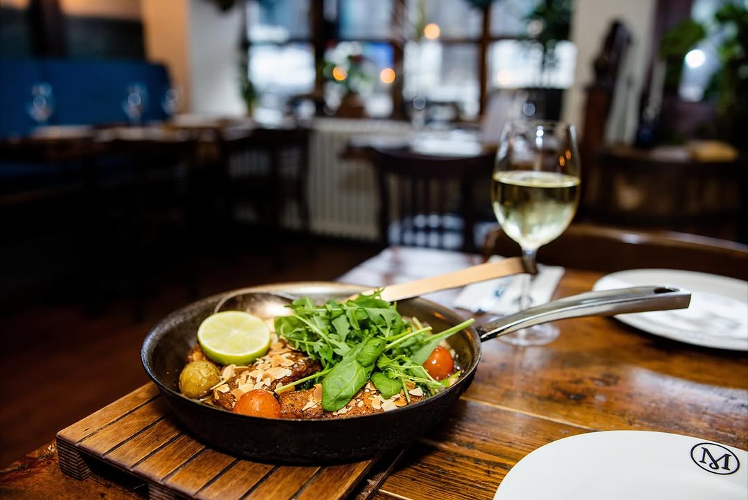 Messinn: appetizing food and nice atmosphere