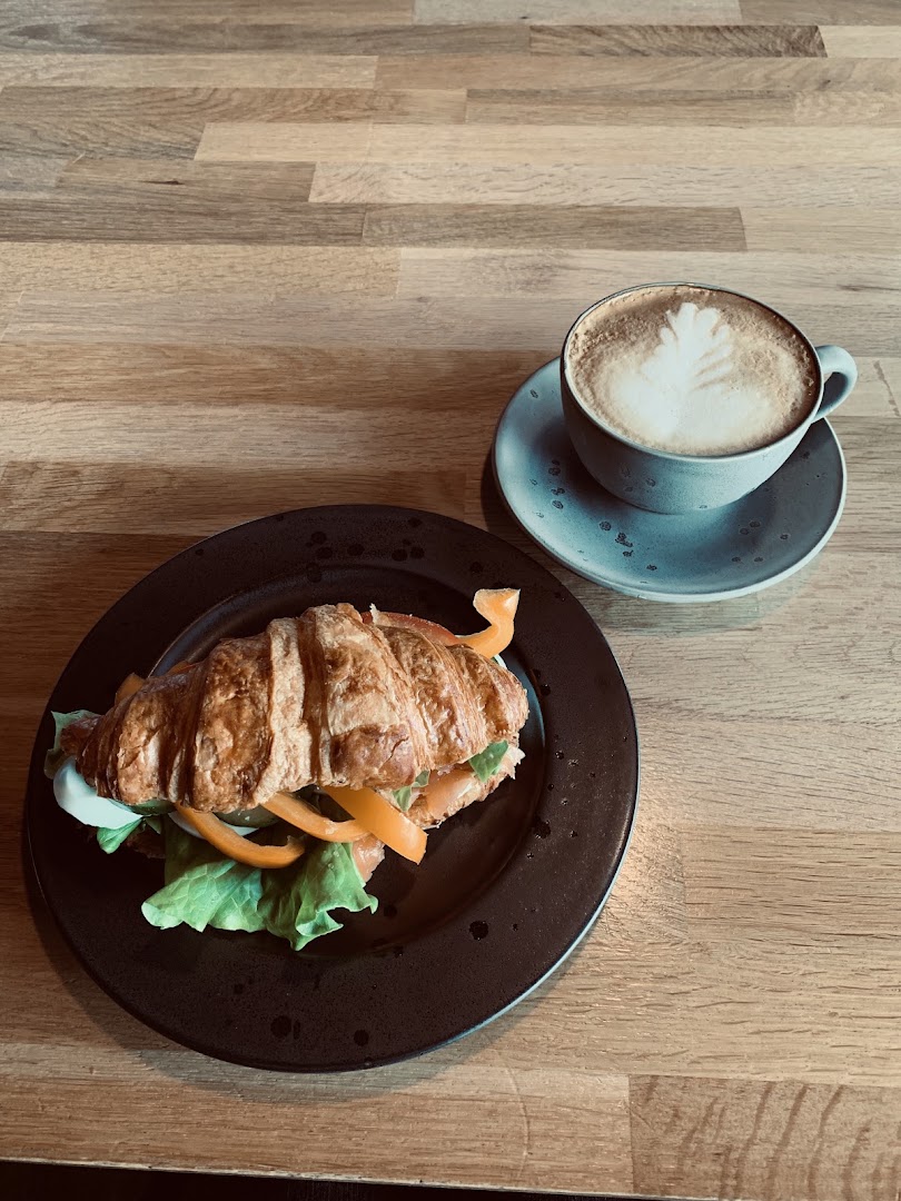 Riverside: appetizing food and coffee photo