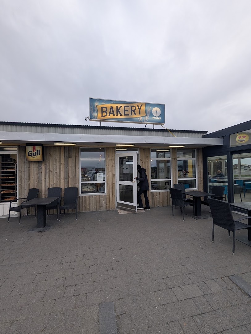 Nesbrauð: clear exterior shot of venue
