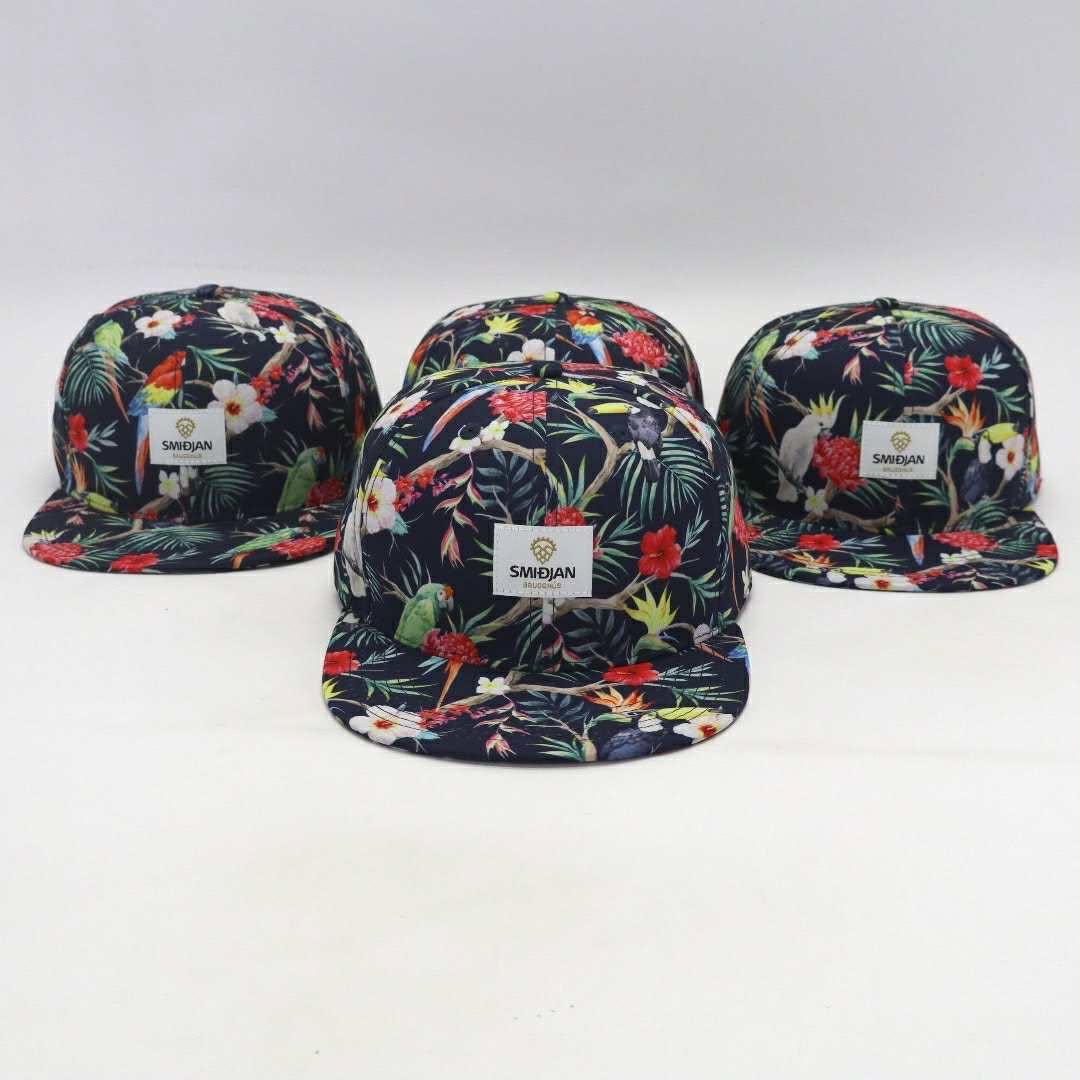 Smiðjan Brugghús: branded merchandise for the venue