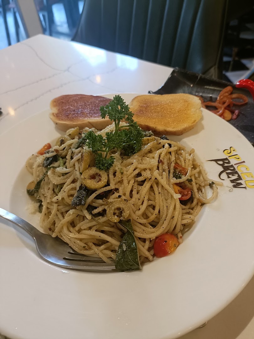 Spiced Brew: appetizing food photo with branding