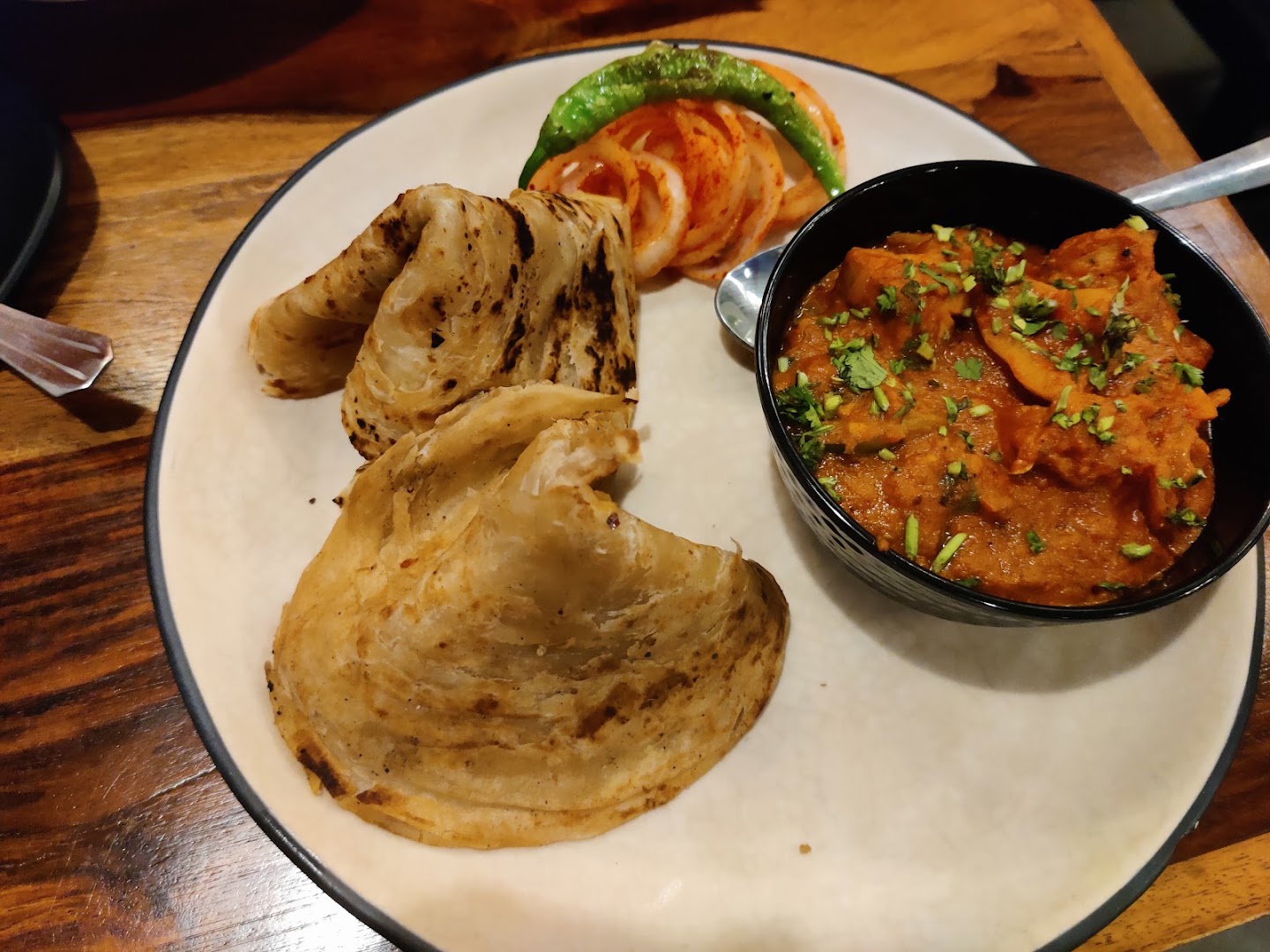 Spiced Brew: appetizing, high-quality food photography