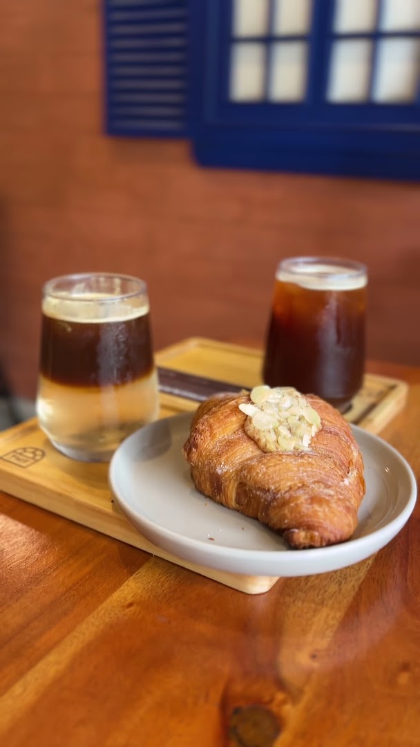 The Hazelnut Factory: appetizing, high-quality food and drink