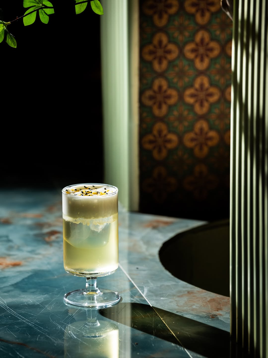 Sora: professional, high-quality cocktail photography