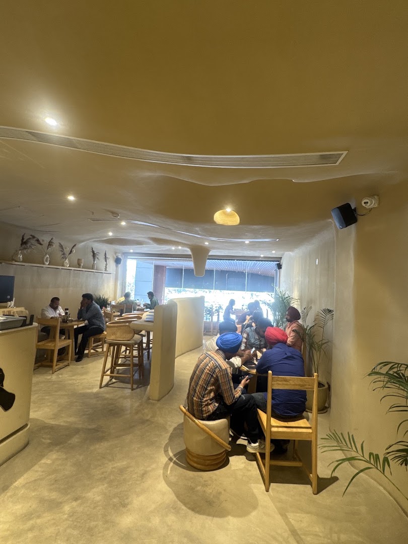 Coffee in Hand: inviting atmosphere and interior design