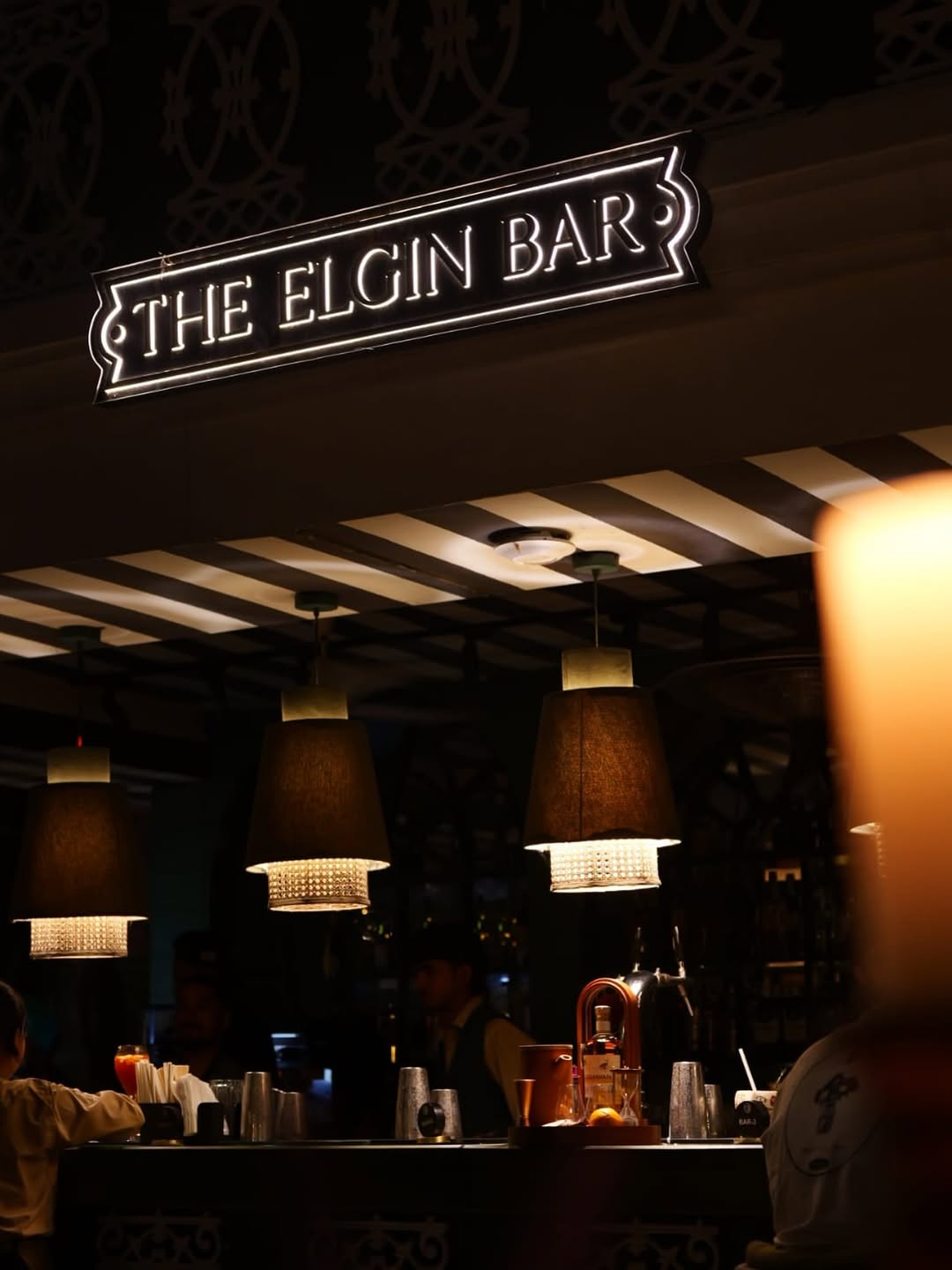 Elgin Cafe: atmospheric shot of the venue