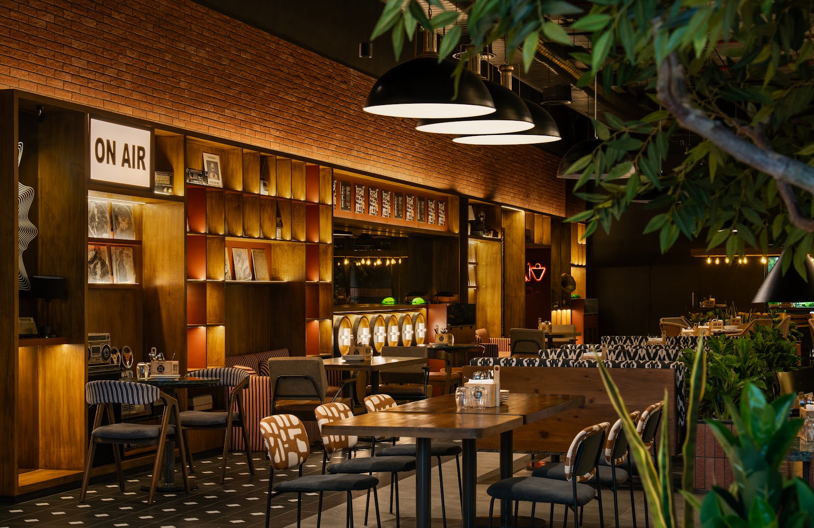 33&Brew: professional interior shot of venue