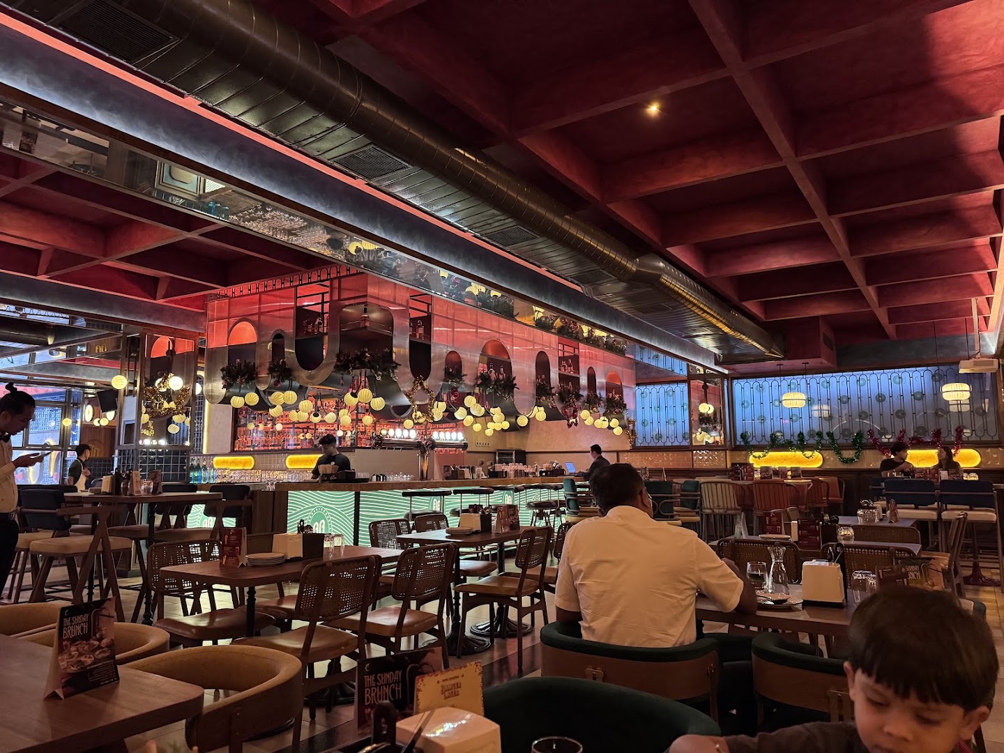 Cahoots: venue atmosphere and interior