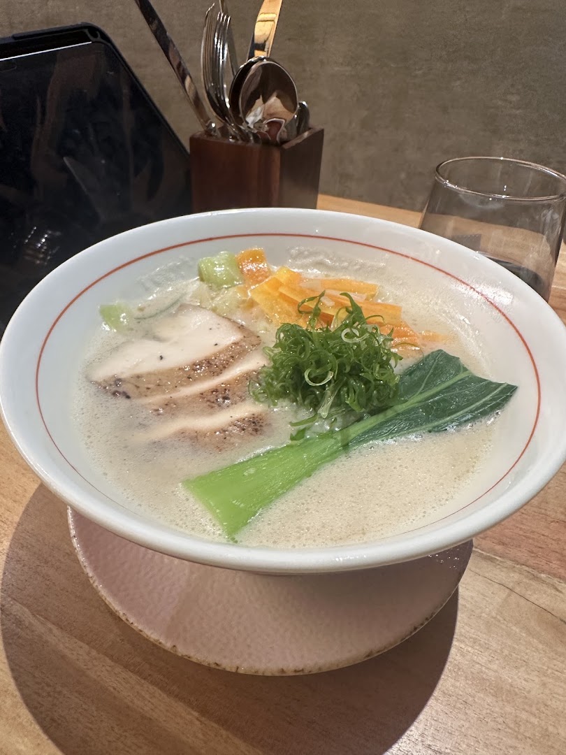 Hachi by Tenya: appetizing, high-quality food photography