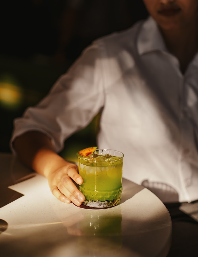 Jollygunj: professional, high-quality cocktail photo